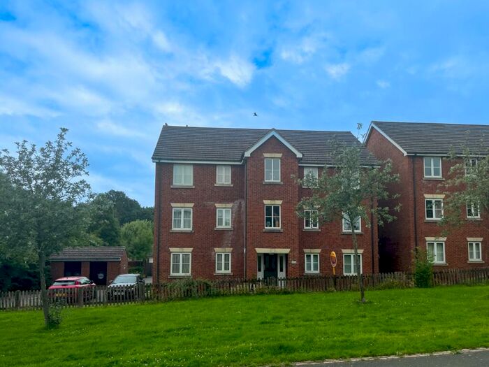 2 Bedroom Apartment To Rent In Plough Close, Daventry, Northants, NN11