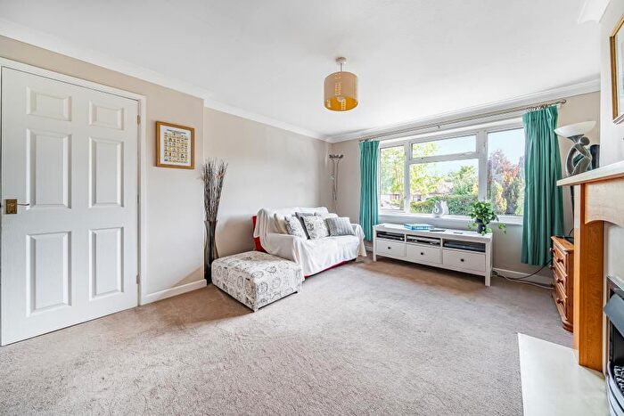 2 Bedroom Bungalow For Sale In Tiddington, Thame, Oxfordshire, OX9