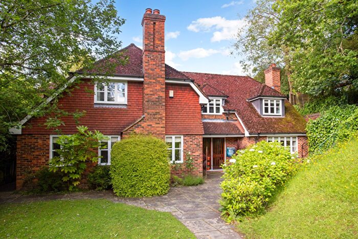 4 Bedroom Detached House For Sale In Garth Road, Sevenoaks, TN13