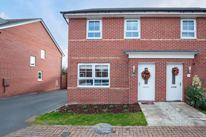 3 Bedroom Semi-Detached House For Sale In Red Admiral Road, Worksop, S81