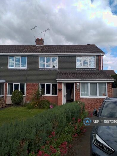 3 Bedroom Semi-Detached House To Rent In Cowhey Close, Chester, CH4