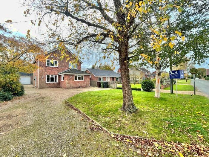 4 Bedroom Detached House To Rent In The Street, Rockland St Mary, NR14