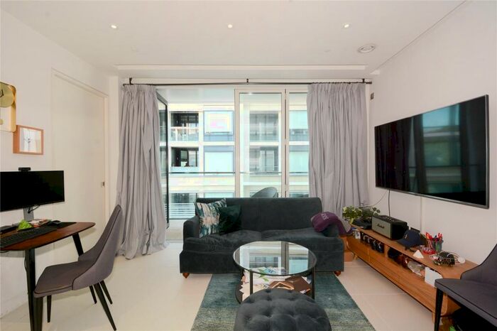 1 Bedroom Flat To Rent In Sugar Quay, Water Lane, London, EC3R