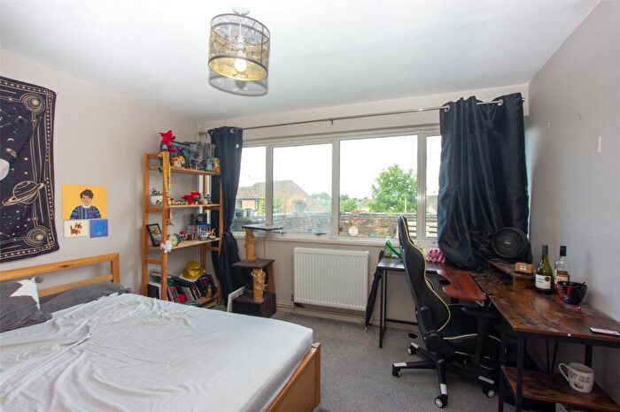 2 Bedroom Apartment To Rent In Spareacre Lane, Eynsham, Witney, Oxfordshire, OX29