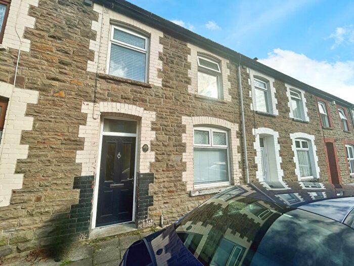3 Bedroom House To Rent In Brynhyfryd Terrace, Ferndale, CF43