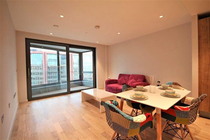 1 Bedroom Flat To Rent In Onyx Apartments, Camley Street, Kings Cross, N1C