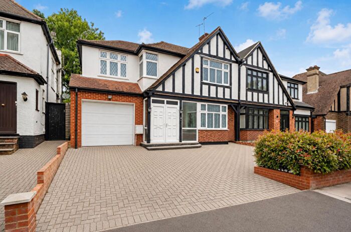 5 Bedroom Semi-Detached House For Sale In Pangbourne Drive, Stanmore, HA7