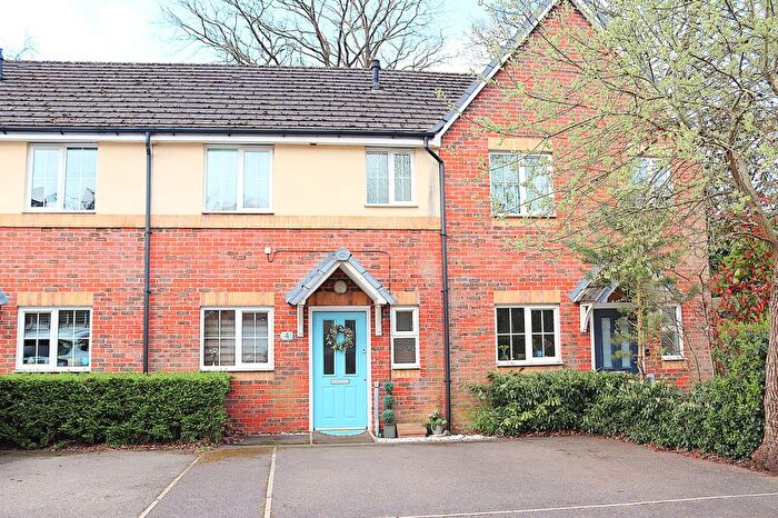 2 Bedroom Terraced House For Sale In Silver Birch Way, Farnborough, GU14