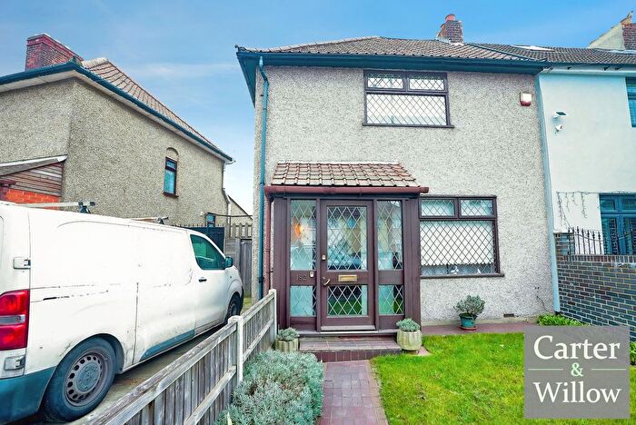 3 Bedroom End Terrace House For Sale In Heathway, Dagenham, RM10