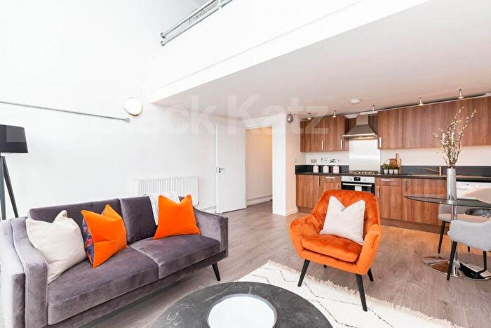 1 Bedroom Flat To Rent In Ability Plaza - Kingsland Road, Dalston, E8