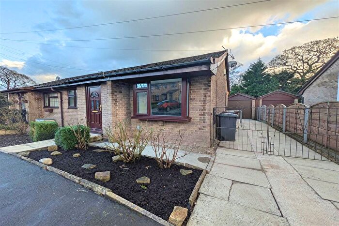 2 Bedroom Semi-Detached Bungalow To Rent In Holly Bank, Hollingworth, Hyde, SK14