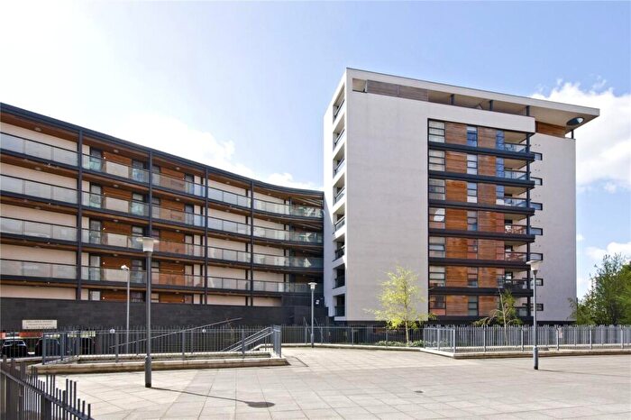 3 Bedroom Flat To Rent In Hallings Wharf Studios, Channelsea Road, Stratford, London, E15