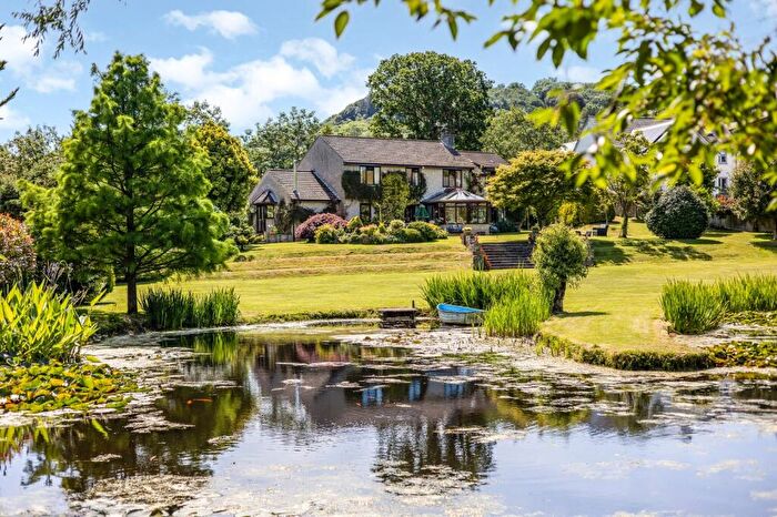 4 Bedroom Detached House For Sale In Combe Raleigh, Honiton, Devon, EX14
