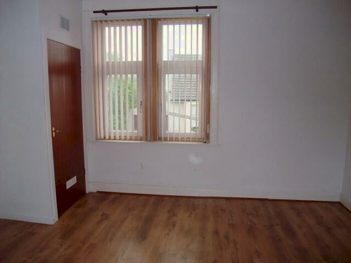 1 Bedroom Flat To Rent In Coaledge, Crossgates, KY4