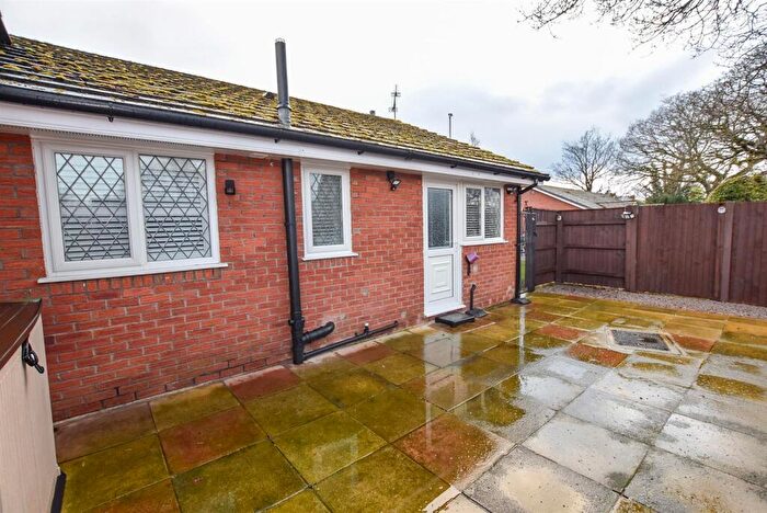 2 Bedroom Semi-Detached Bungalow For Sale In Shetland Drive, Bromborough, CH62