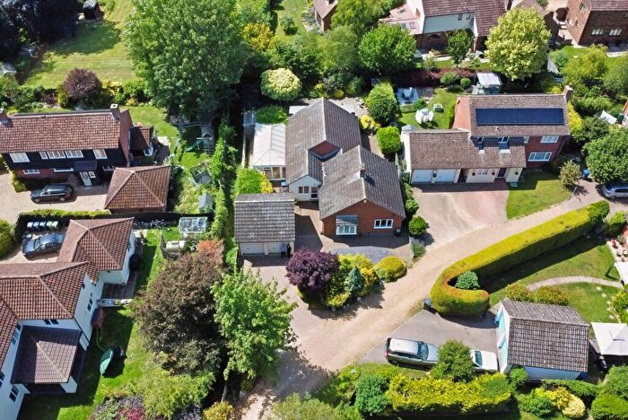 3 Bedroom Detached Bungalow For Sale In Middle Street, Great Gransden, SG19