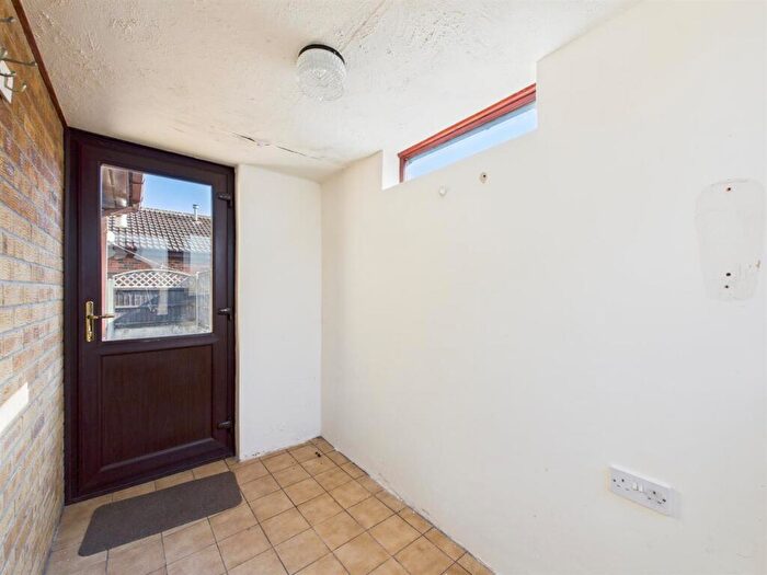 2 Bedroom Detached Bungalow For Sale In Harding Close, Sutton-On-Sea, Mablethorpe, LN12