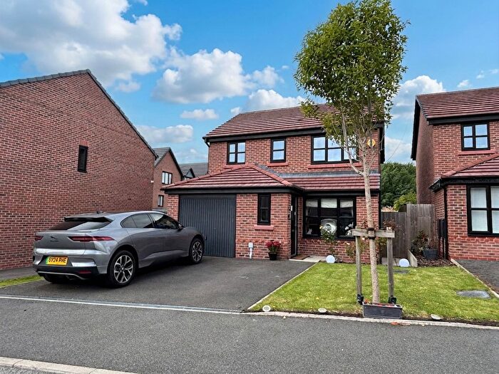 3 Bedroom Detached House For Sale In Rolag Crescent, Swinton, M27