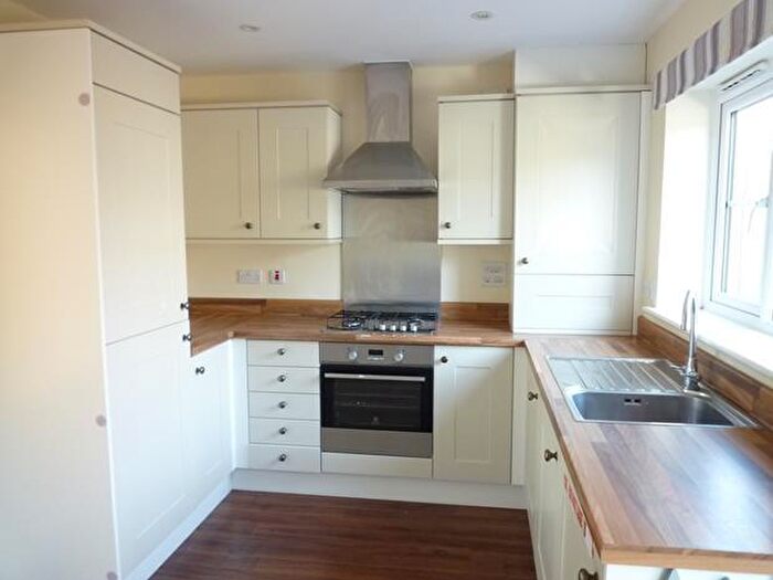 2 Bedroom End Of Terrace House To Rent In Old Market Place, Holsworthy, EX22