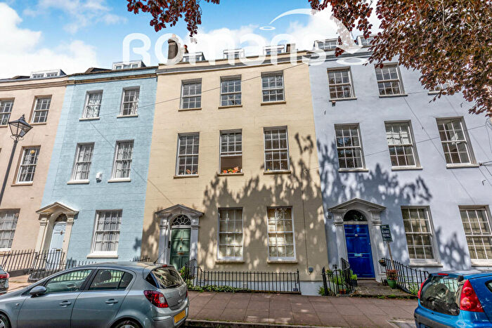2 Bedroom Apartment To Rent In York Place, Clifton Village, BS8