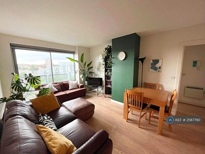 2 Bedroom Flat To Rent In Washington Building, London, SE13
