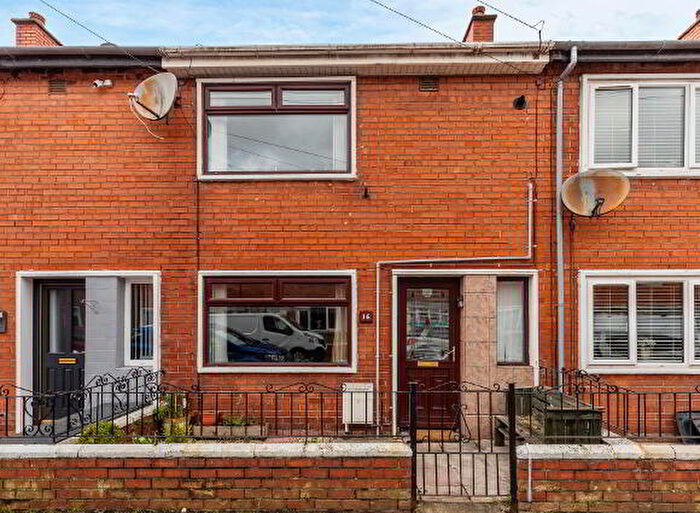 2 Bedroom Mid Terraced House For Sale In Witham Street, Belfast, BT4