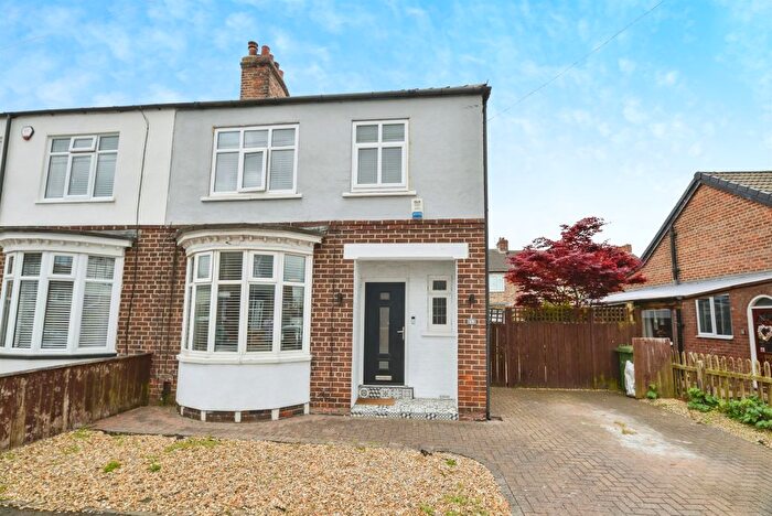 3 Bedroom Semi-Detached House For Sale In Oakdene Avenue, Stockton-On-Tees, TS18