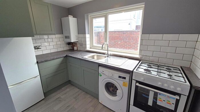 1 Bedroom Apartment To Rent In Milton Road, Southsea, PO4