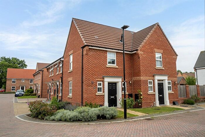 1 Bedroom Town House For Sale In Ousebank Drive, Skelton, York, YO30
