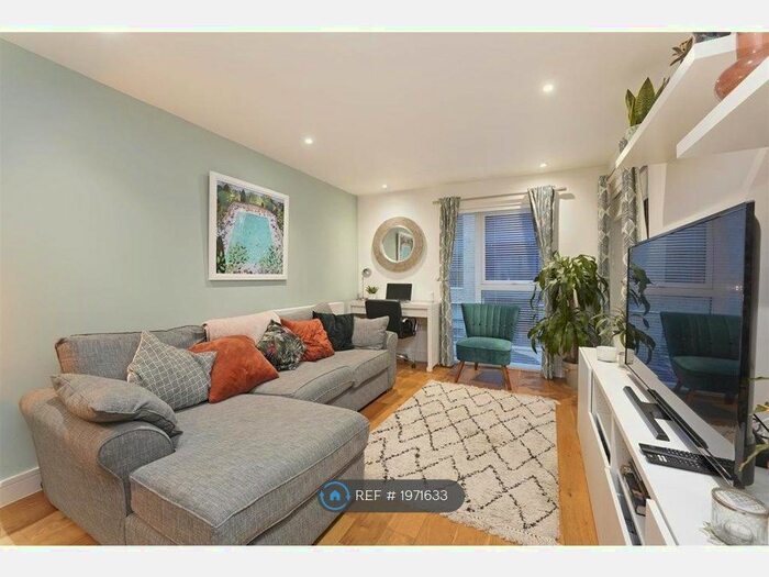 1 Bedroom Flat To Rent In Bradley Road, London, SW4