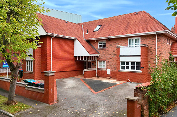 4 Bedroom Semi-Detached House For Sale In Dee Hills Park, Chester, Cheshire, CH3