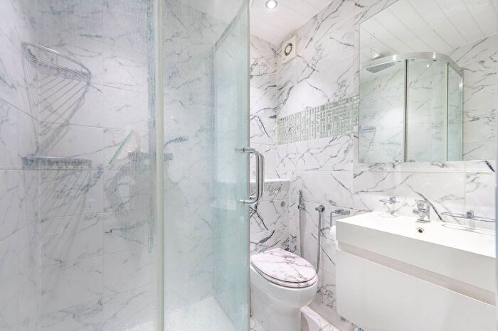 2 Bedroom Flat For Sale In Hall Tower, Lisson Grove, London, W2