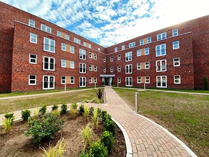 2 Bedroom Flat To Rent In Woodside Park, Rugby, CV21