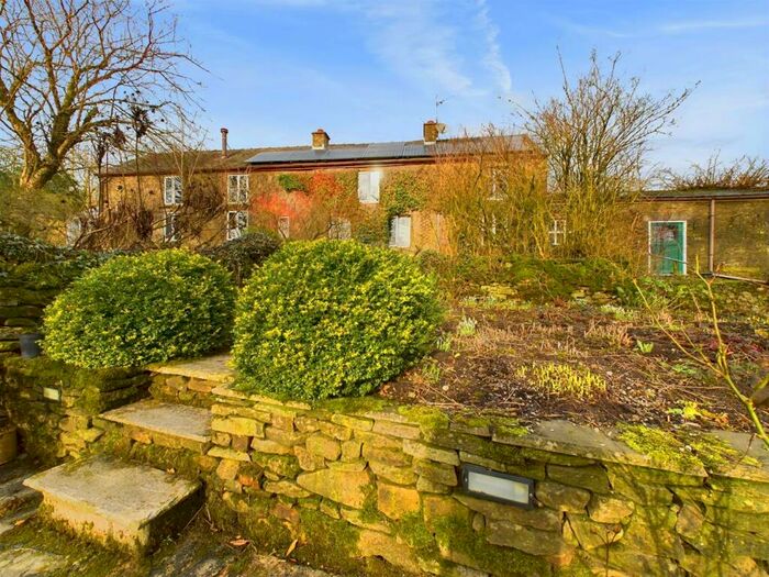 2 Bedroom Detached House For Sale In Quarnford, Buxton, SK17