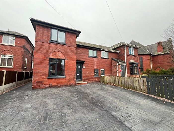 3 Bedroom Semi Detached House For Sale In Saxon Avenue, Dukinfield, SK16