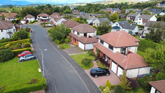 5 Bedroom Detached House For Sale In Paddockdyke, Skelmorlie, PA17