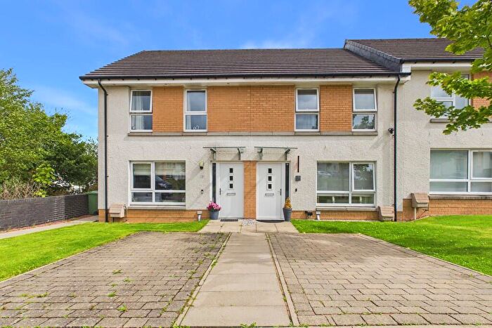 2 Bedroom Terraced House For Sale In Rose Knowe Way, Glasgow, G42