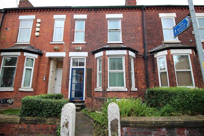 3 Bedroom Property To Rent In Dickenson Road, Rusholme, £pppw, M14
