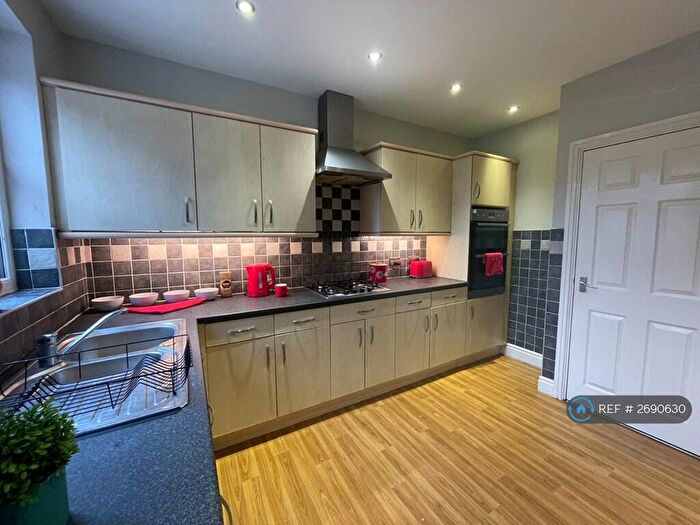 7 Bedroom Terraced House To Rent In Garmoyle Road, Liverpool, L15