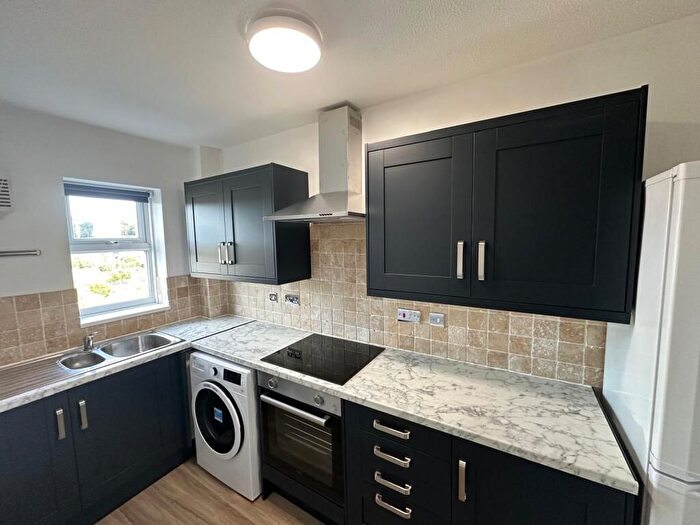 3 Bedroom Flat To Rent In Larkbere Road, London, SE26