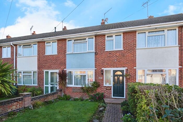 3 Bedroom Terraced House For Sale In Cherry Tree Avenue, Waterlooville, Hampshire, PO8