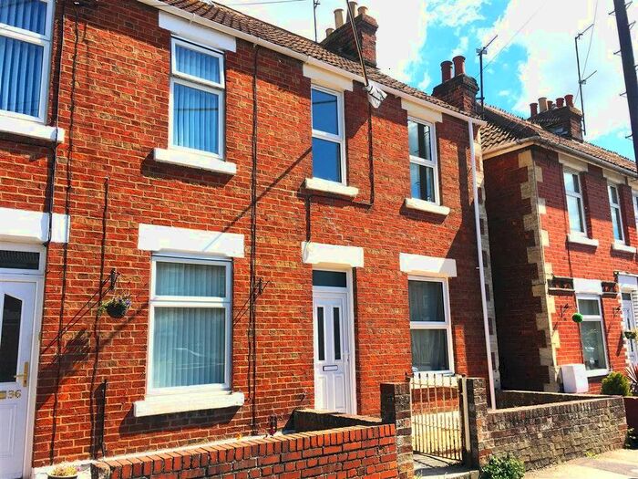 2 Bedroom Property To Rent In Dursley Road, Trowbridge, BA14