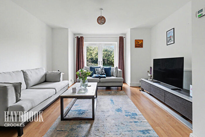 4 Bedroom End Of Terrace House For Sale In Cundy Street, Sheffield, S6