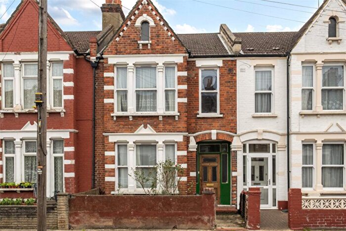 3 Bedroom Terraced House For Sale In Bruce Road, Mitcham, CR4