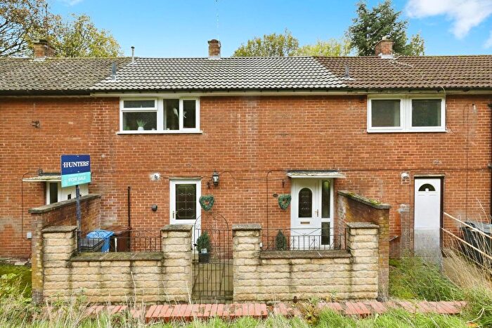 3 Bedroom Terraced House For Sale In Cawthorne Close, Woodseats, Sheffield, S8
