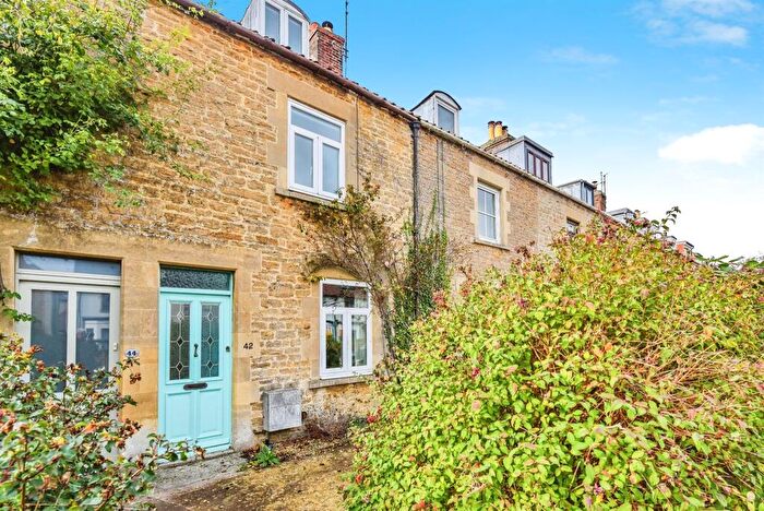3 Bedroom Terraced House For Sale In Oakfield Road, Frome, BA11