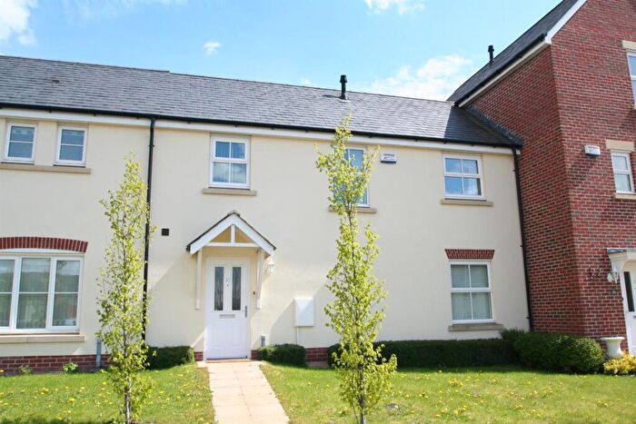 3 Bedroom Terraced House To Rent In Pilgrims Way, Laverstock, SP1