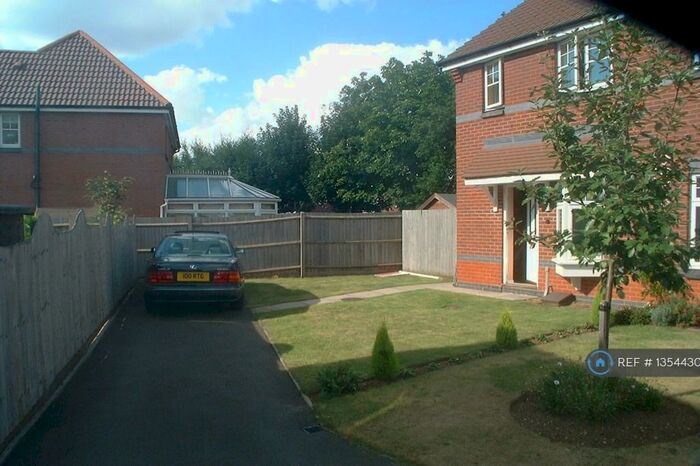 2 Bedroom Semi-Detached House To Rent In Peters Walk, Coventry, CV6