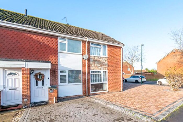 2 Bedroom Terraced House For Sale In Woodlands Road, North Meads, Bognor Regis, PO22