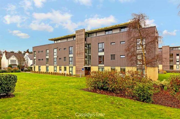 2 Bedroom Apartment To Rent In Winchester Court, Newsom Place Lemsford Road, St Albans, AL1